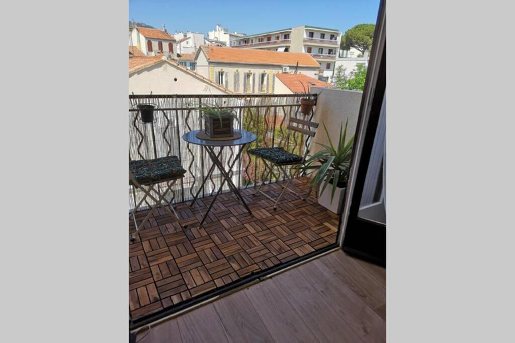 Апартаменты Studio Jungle Au Mourillon Тулон Экстерьер фото